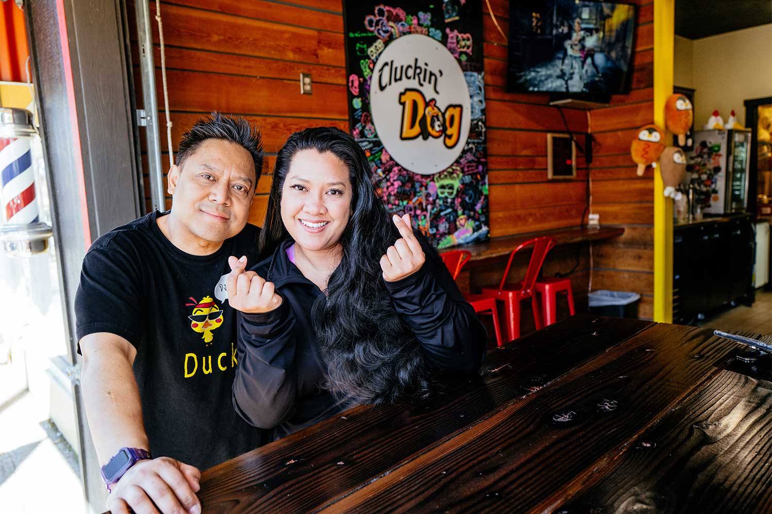 20240411chow-CluckingDog-L1140900